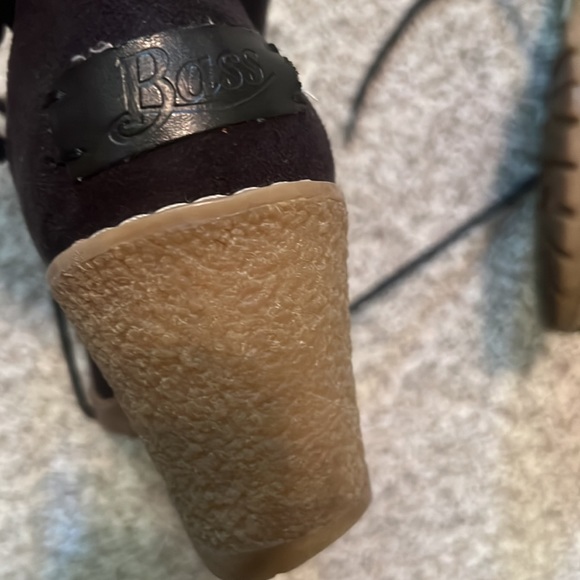 Wedge lace up boot...worn inside but still in good shape - Picture 3 of 4